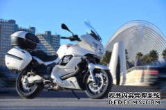 <b>大只500注册登录Moto Guzzi Norge 1200GT 8V 意式旅行风</b>