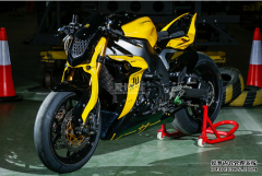 <b>大只500注册登录赋予老车新生命 2004款川崎ZX-10</b>