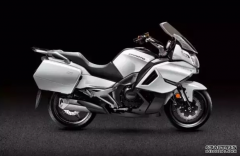 <b>大只500在线登录春风650TR-G开道2015南京国际马拉松</b>